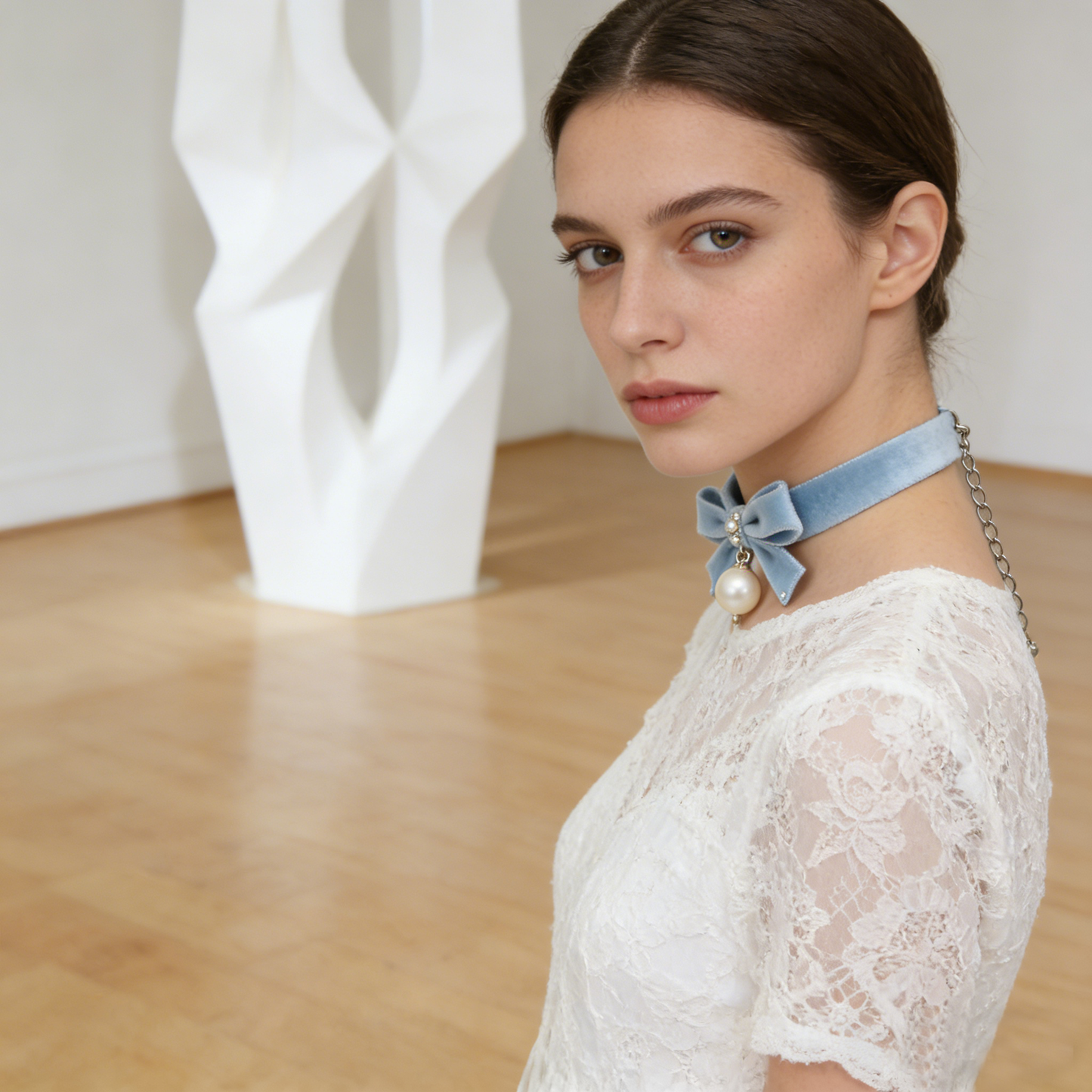 Light Blue Bow Pearl Choker